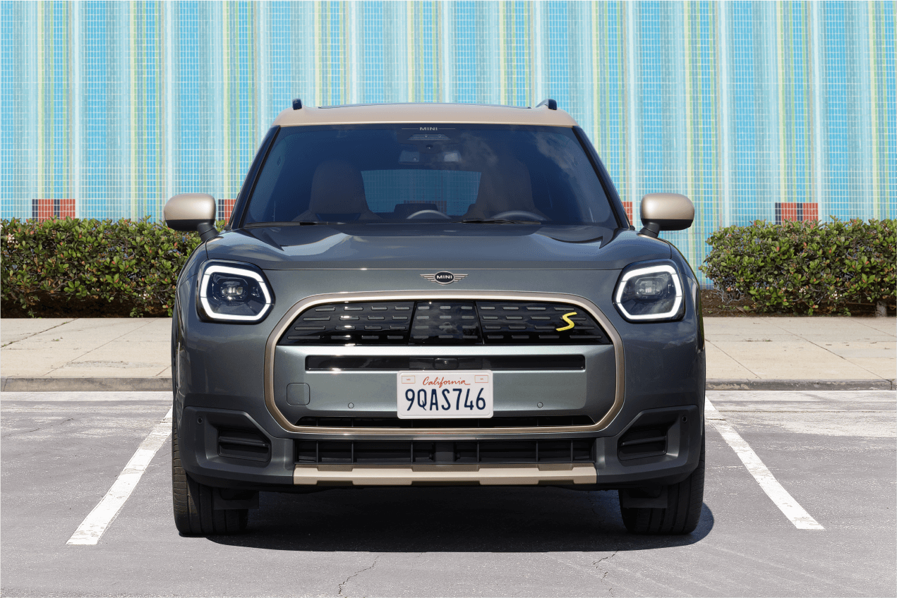 ALL-ELECTRIC MINI COUNTRYMAN